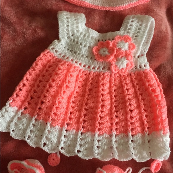 New Baby girl crochet 3 pieces set 0-6 months - Picture 6 of 6